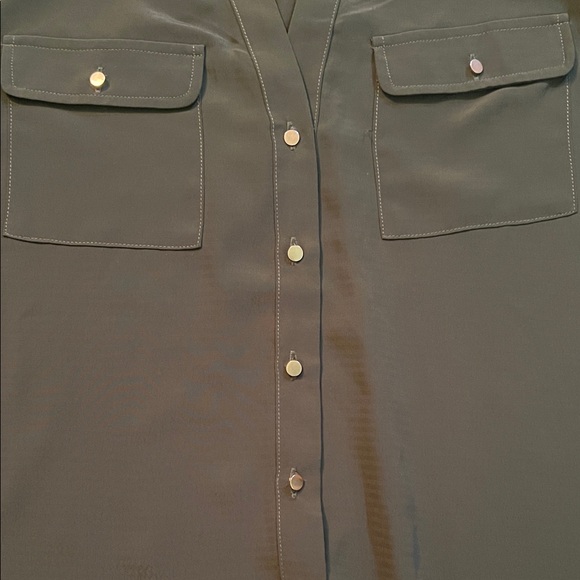 Lili Sidonio Women's Dark Green Button-Down Shirt - Picture 4 of 5